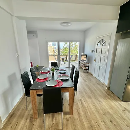 Elegant Penthouse In Апартаменты