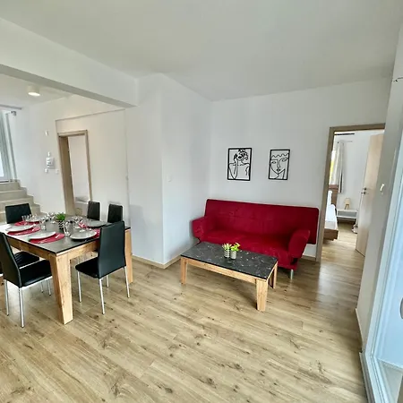 Elegant Penthouse In Apartament *
